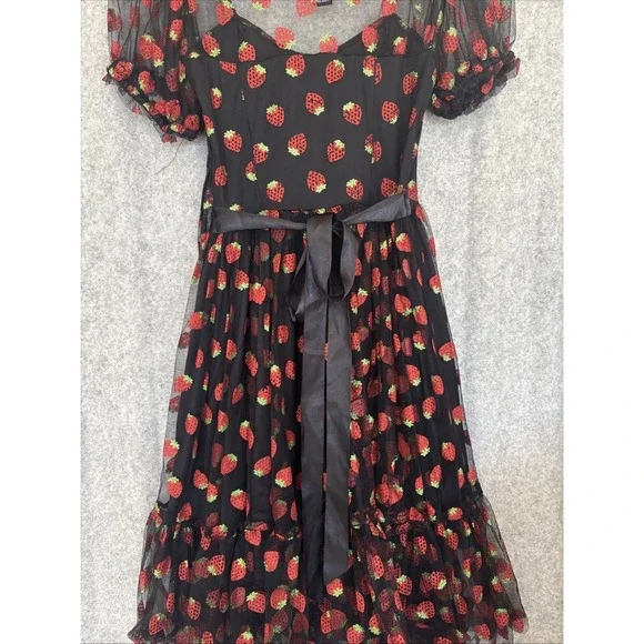 Hot Topic Strawberry Dress XS Black Red Glitter Coquette Pinup Novelty Retro - Picture 13 of 15